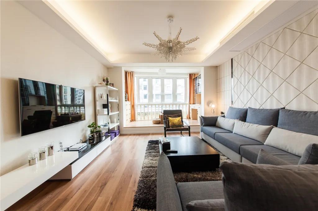  【红杉树装饰】 90平简约，装修交给老婆负责，效果真棒