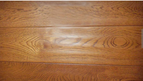 旧实木地板想要翻新?按照下面的步骤更轻松! 旧实木地板想要翻新?按照下面的步骤更轻松!