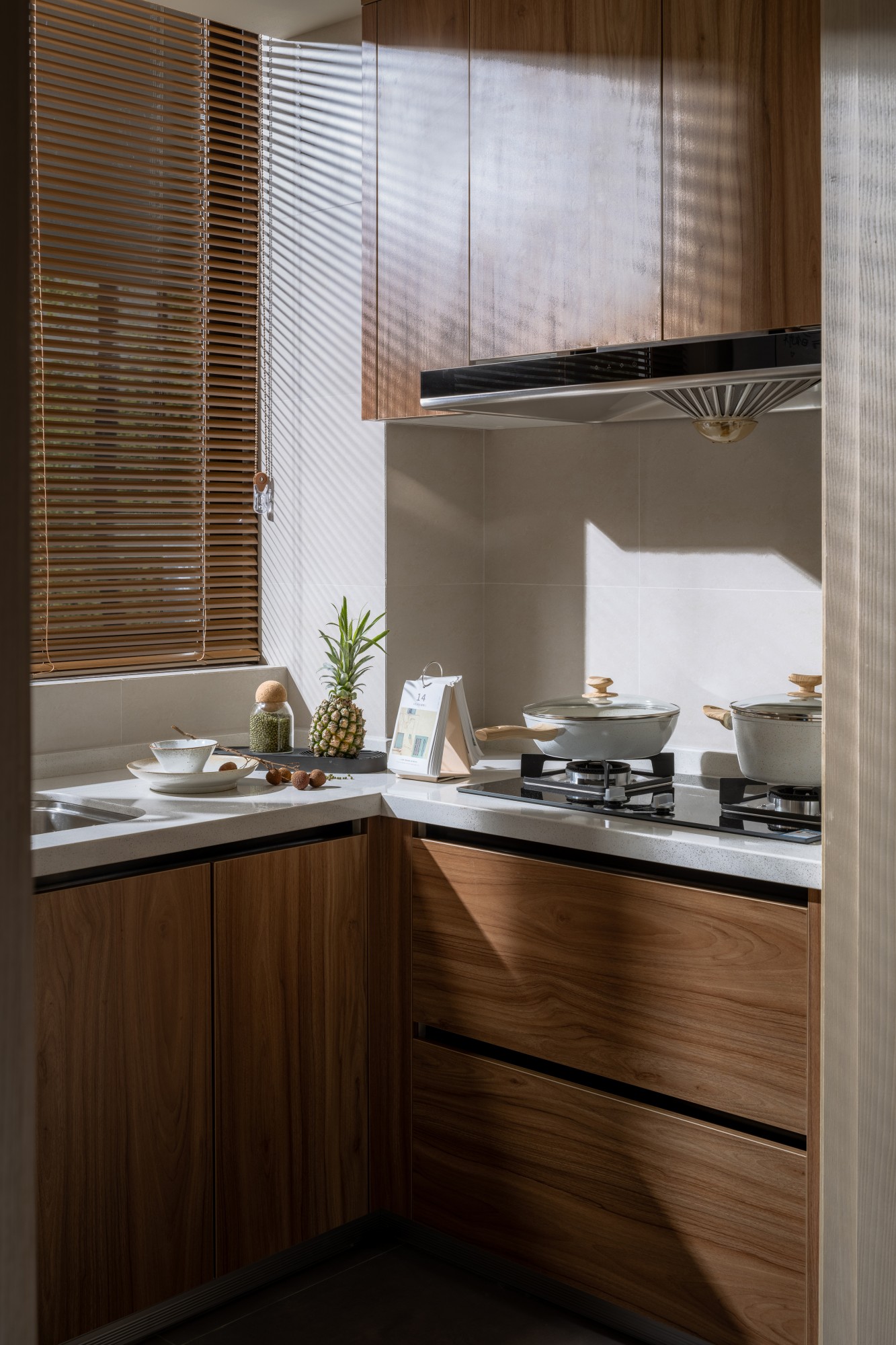 1768553563524930.jpg 3.jpg