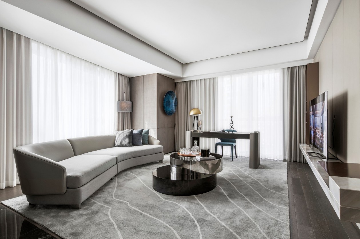 155平现代轻奢大平层空间